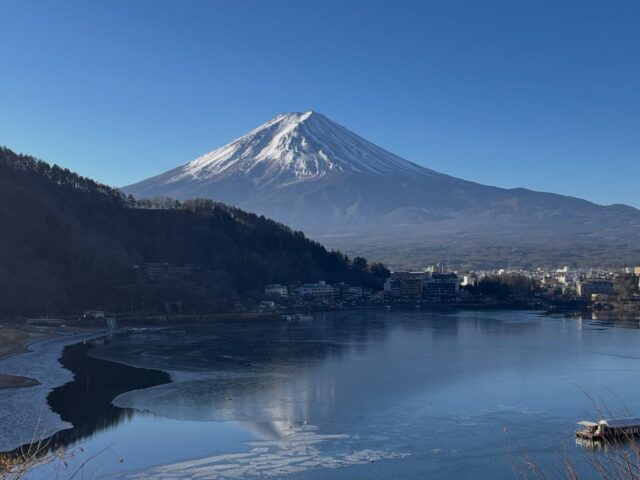 2026年2月1日 7:23 am.

#timelapse #miznohotel #mizunohotel #fujisan #mtfuji kawaguchiko amazingview skybar japantravels hotel livecamera niceview rooftopbar nicehotel 湖のホテル　富士山　河口湖

 http://www.mzn.jp/
https://www.youtube.com/c/officialmiznohotel/live