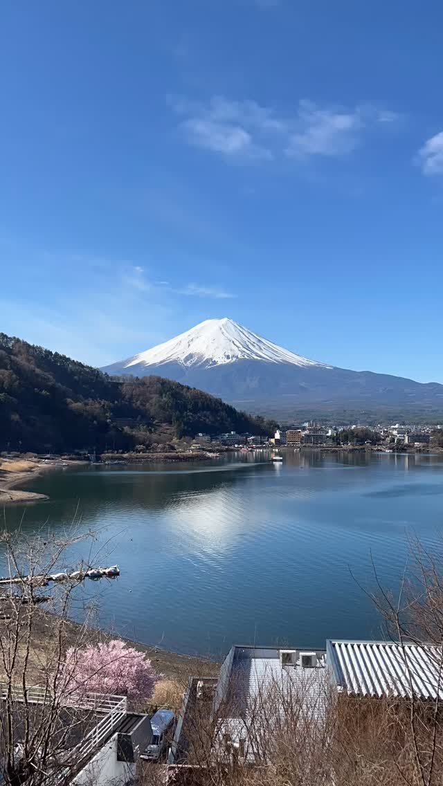2026年 4月5日 8:15 am.

#timelapse #miznohotel #mtfuji #skybar #湖のホテル　

 http://www.mzn.jp/
https://www.youtube.com/c/officialmiznohotel/live
