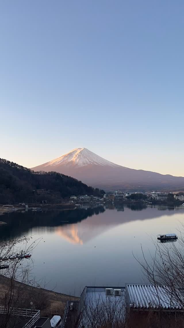 2026年1月16日 6:59 am.

#timelapse #miznohotel #mizunohotel #fujisan #mtfuji #kawaguchiko #amazingview #skybar #japantravels #hotel #livecamera #niceview #rooftopbar #nicehotel #湖のホテル　#富士山　#河口湖

 http://www.mzn.jp/
https://www.youtube.com/c/officialmiznohotel/live