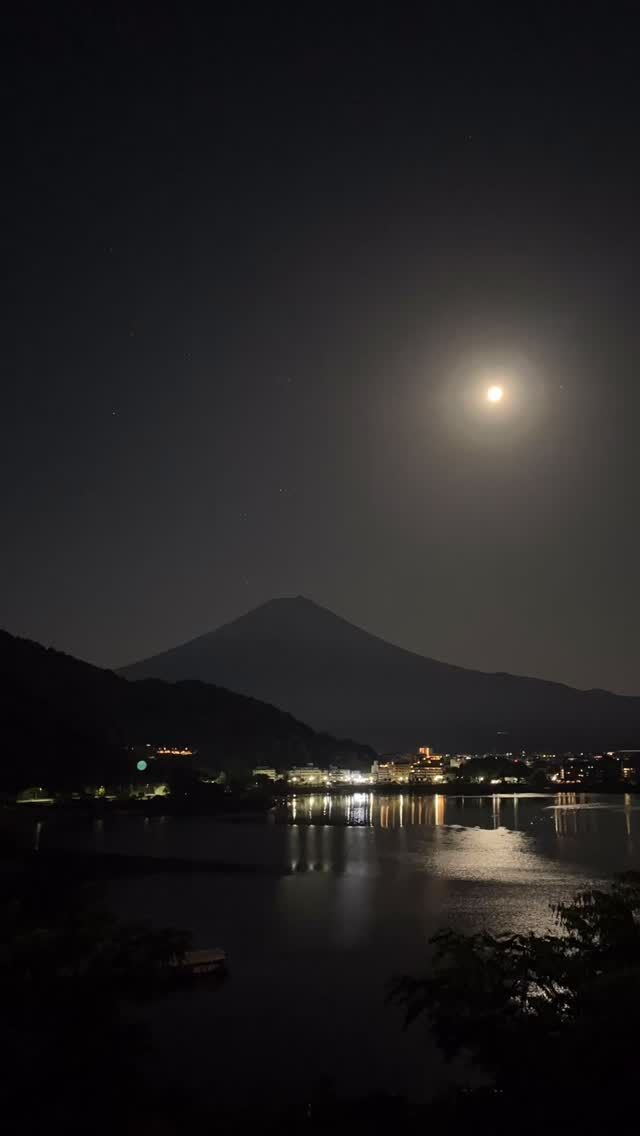 2026年５月31日1:58 am.

#timelapse #miznohotel #mtfuji #skybar #湖のホテル　

 http://www.mzn.jp/
https://www.youtube.com/c/officialmiznohotel/live