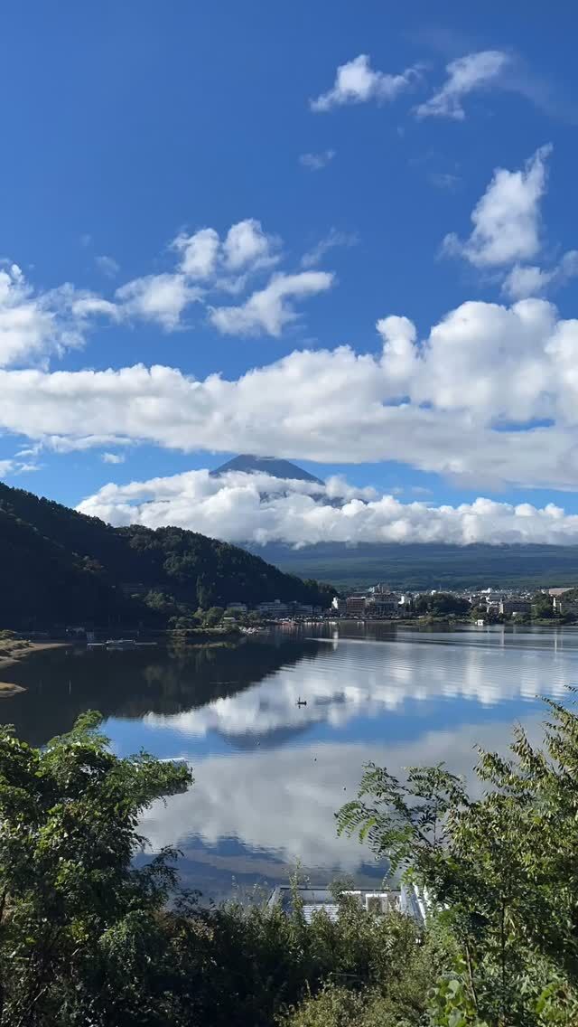 2025年10月6日 8:30 am.

#timelapse #miznohotel #mizunohotel #fujisan #mtfuji #kawaguchiko #amazingview #skybar #japantravels #hotel #livecamera #niceview #rooftopbar #nicehotel #湖のホテル　#富士山　#河口湖

 http://www.mzn.jp/
https://www.youtube.com/c/officialmiznohotel/live
