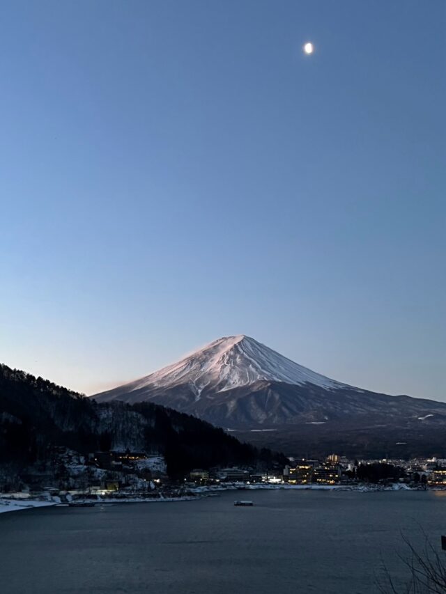 2026年2月9日 6:05 am.

#timelapse #miznohotel #mizunohotel #fujisan #mtfuji kawaguchiko amazingview skybar japantravels hotel livecamera niceview rooftopbar nicehotel 湖のホテル　富士山　河口湖

 http://www.mzn.jp/
https://www.youtube.com/c/officialmiznohotel/live