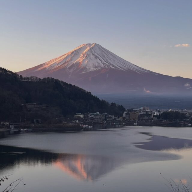 2026年1月10日 7:00 am.

#timelapse #miznohotel #mizunohotel #fujisan #mtfuji #kawaguchiko #amazingview #skybar #japantravels #hotel #livecamera #niceview #rooftopbar #nicehotel #湖のホテル　#富士山　#河口湖

 http://www.mzn.jp/
https://www.youtube.com/c/officialmiznohotel/live