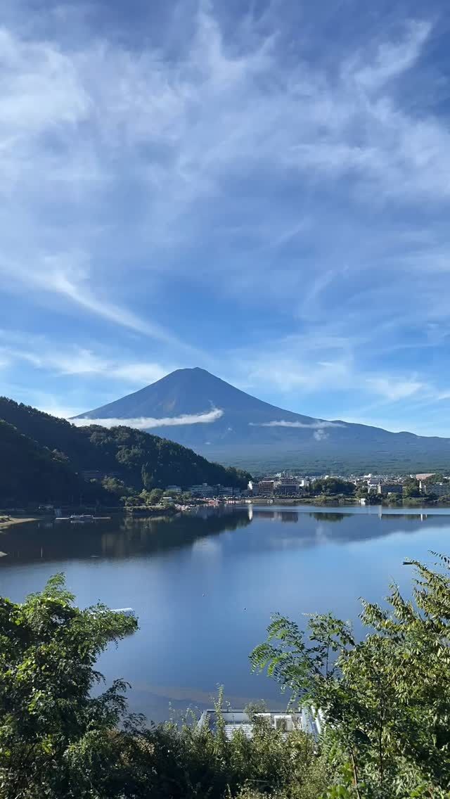 2025年10月8日 8:30 am.

#timelapse #miznohotel #mizunohotel #fujisan #mtfuji #kawaguchiko #amazingview #skybar #japantravels #hotel #livecamera #niceview #rooftopbar #nicehotel #湖のホテル　#富士山　#河口湖

 http://www.mzn.jp/
https://www.youtube.com/c/officialmiznohotel/live