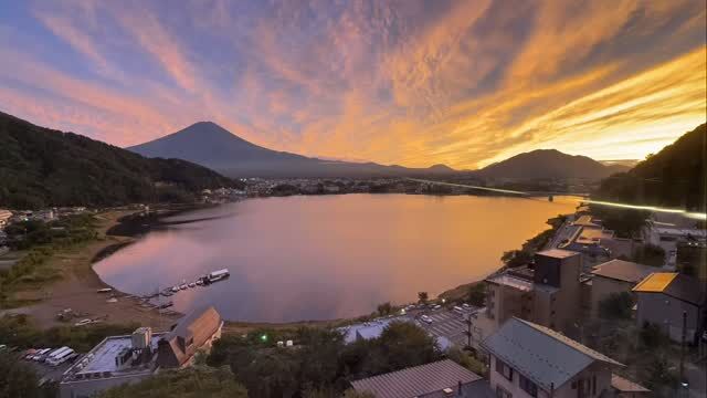 🌅🍂【2026年10月分のご予約受付スタート】🍂🌅

空気が澄み、空が高くなる10月の河口湖。
夕暮れには、刻一刻と表情を変える富士山が、静かに浮かび上がります。
湖面もまた、その色を映しながら、ゆっくり夜へ。

日が沈むまでの時間が、いつもより少しだけ特別になる季節。
本日より、10月分のご予約受付を開始いたしました。

📅ご予約は公式サイトより
🔗プロフィールのリンクからどうぞ。

⸻

🌅🍂 October 2026 Reservations Now Open 🍂🌅

October at Lake Kawaguchi is beautifully clear—
crisp air, wide skies, and sunsets that linger.

At twilight, Mt. Fuji changes its expression moment by moment,
as the lake quietly mirrors the shifting colors of the evening.

Reservations for October 2026 are now open.
📅 Book via our official website
🔗 Link in profile

#miznohotel #mizunohotel #fujisan #mtfuji #kawaguchiko amazingview skybar japantravels livecamera nicehotel 湖のホテル 富士山 河口湖 山梨