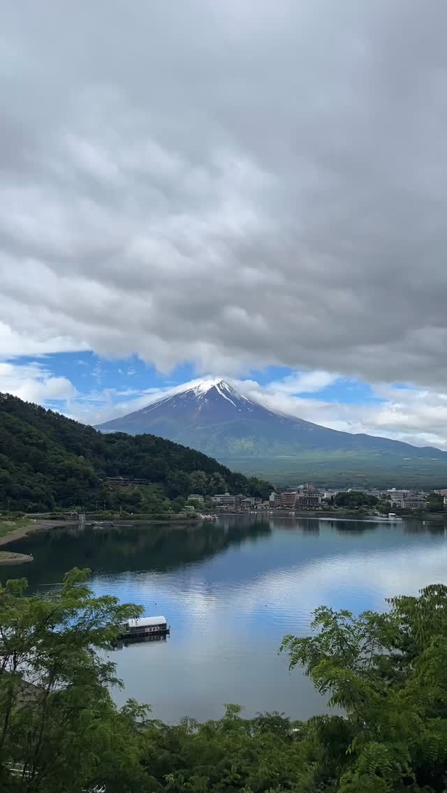 2026年5月28日 9:25 am.

#timelapse #miznohotel #mtfuji #skybar #湖のホテル　

 http://www.mzn.jp/
https://www.youtube.com/c/officialmiznohotel/live
